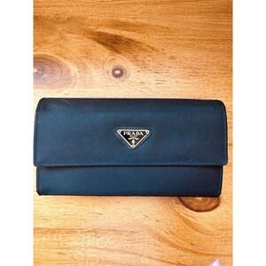 PRADA TESSUTO Wallet M608 Logo Plate Black Nylon Tri-fold Wallet Purse Authentic